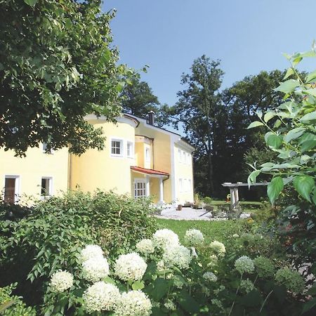 Haus Hildegunde Hotell Bad Füssing Eksteriør bilde