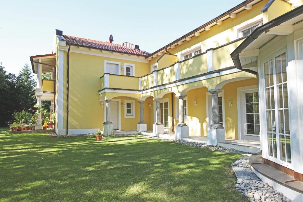 Haus Hildegunde Hotell Bad Füssing Eksteriør bilde